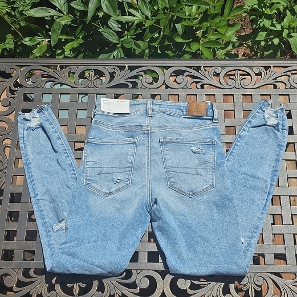 Trendy Light Blue Boyfriend Jeans - Picture 6 of 8